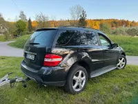 Używany Mercedes ML280 190 KM (139 kW) 2008 Czarny SUV