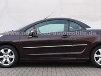 Gebraucht Peugeot 207 Active 120 PS (88 kW) 2015 Schwarz Cabrio