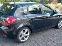 Gebraucht Kia Ceed 142 PS (104 kW) 2009 Schwarz Kleinwagen