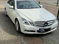 Gebraucht Mercedes E350 272 PS (200 kW) 2010 Weiß Coupé
