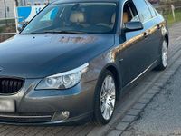 Gebraucht BMW 520 163 PS (119 kW) 2009 Grau Limousine