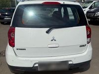 Gebraucht Mitsubishi Colt 95 PS (69 kW) 2011 Weiß Kleinwagen