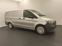 Gebraucht Mercedes Vito 163 PS (119 kW) 2021 Brillantsilber metallic Van