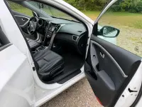 Usado Hyundai i30 Style 135 CV (99 kW) 2014 Blanco Familiar