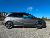 Gebraucht Mercedes B250 211 PS (155 kW) 2015 Grau Kleinwagen