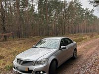 Gebraucht Mercedes C200 136 PS (100 kW) 2012 Silber Limousine