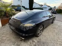 Gebraucht Porsche Panamera Turbo 579 PS (425 kW) 2011 Schwarz Limousine
