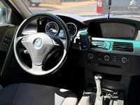 Second-hand BMW 525 177 CP (130 kW) 2004 Negru Berlinǎ