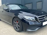Gebraucht Mercedes E220 Avantgarde 194 PS (142 kW) 2019 Schwarz Limousine