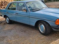 Gebraucht Mercedes 200 94 PS (69 kW) 1980 Blau Limousine