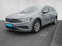 Gebraucht VW Passat Conceptline 150 PS (110 kW) 2023 Mondsteingrau Kombi