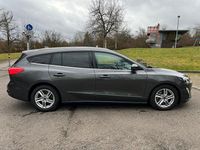 Gebraucht Ford Focus 120 PS (88 kW) 2020 Grau Limousine
