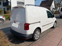 Gebraucht VW Caddy 105 PS (77 kW) 2016 Weiß Van / Kleinbus
