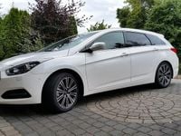 Gebraucht Hyundai i40 Premium 141 PS (103 kW) 2016 Weiß Kombi