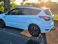 Gebraucht Ford Kuga ST-Line 182 PS (133 kW) 2018 Weiß SUV