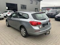 gebraucht Opel Astra 1.6 CDTI DPF ecoFLEX Sports TourerStart/Stop Selec