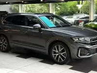 Gebraucht VW Touareg R-line 286 PS (210 kW) 2024 Grau SUV