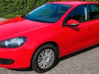 Gebraucht VW Golf VI Trendline 80 PS (58 kW) 2009 Rot Kleinwagen