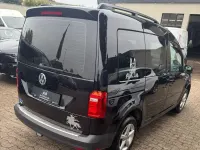 Second-hand VW Caddy Trendline 102 CP (75 kW) 2018 Negru Monovolum
