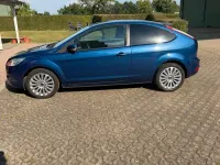 Gebraucht Ford Focus 125 PS (91 kW) 2008 Blau Coupé