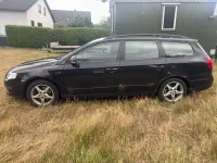 Gebraucht VW Passat 122 PS (89 kW) 2008 Schwarz Kombi