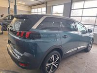 Gebraucht Peugeot 5008 Allure 131 PS (96 kW) 2019 Lackierung emerald crystal SUV