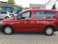 Gebraucht VW Caddy 102 PS (75 kW) 2024 Rot Van / Kleinbus