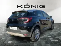 Begagnad Renault Captur Equilibre 100 HK (73 kW) 2023 Silver SUV