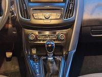 Gebraucht Ford Focus Cool & Connect 125 PS (91 kW) 2017 Weiß Kombi