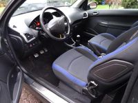 Gebraucht Peugeot 206 73 PS (53 kW) 2012 Grau Limousine