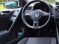 Gebraucht VW Golf VI 105 PS (77 kW) 2011 Blau Kleinwagen