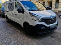 Second-hand Renault Trafic 116 CP (85 kW) 2015 Alb Monovolum