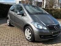 Gebraucht Mercedes A150 95 PS (69 kW) 2009 Grau Kleinwagen