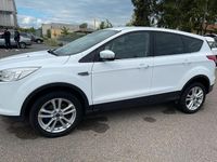 Gebraucht Ford Kuga 149 PS (109 kW) 2015 Weiß SUV