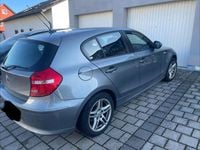 Second-hand BMW 116 122 CP (89 kW) 2009 Argintiu Hatchback