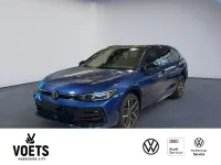 Gebraucht VW Passat R-line 177 PS (130 kW) 2026 Blau Kombi