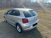 Gebraucht VW Polo LOUNGE 90 PS (66 kW) 2015 Silber Kleinwagen