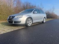Gebraucht VW Golf V 105 PS (77 kW) 2008 Silber Kombi