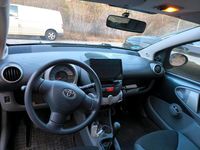 Gebraucht Toyota Aygo 68 PS (50 kW) 2005 Grau Kleinwagen