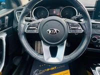 Usado Kia Ceed 140 HP (102 kW) 2018 Azul Citadino