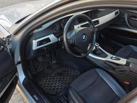 Gebraucht BMW 320 177 PS (130 kW) 2008 Silber Kombi