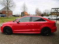 Gebraucht Audi A3 S-Line 116 PS (85 kW) 2017 Rot Limousine