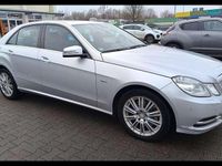 Gebraucht Mercedes E350 Elegance 306 PS (225 kW) 2012 Silber Limousine