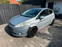 Gebraucht Ford Fiesta Ghia 82 PS (60 kW) 2008 Silber Kleinwagen