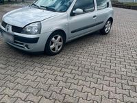 Gebraucht Renault Clio II 2002 Silber Kleinwagen