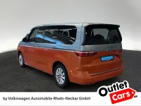 Gebraucht VW Multivan Life 150 PS (110 kW) 2022 Silber Van / Kleinbus