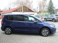 Gebraucht VW Touran Active 122 PS (89 kW) 2023 Blau Van / Kleinbus