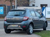 Gebraucht Dacia Sandero Prestige 90 PS (66 kW) 2016 Grau Kleinwagen