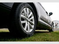 Gebraucht VW Passat Business 150 PS (110 kW) 2022 Deep black perleffekt Kombi