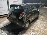 Gebraucht Chevrolet Spark 82 PS (60 kW) 2010 Schwarz Kleinwagen